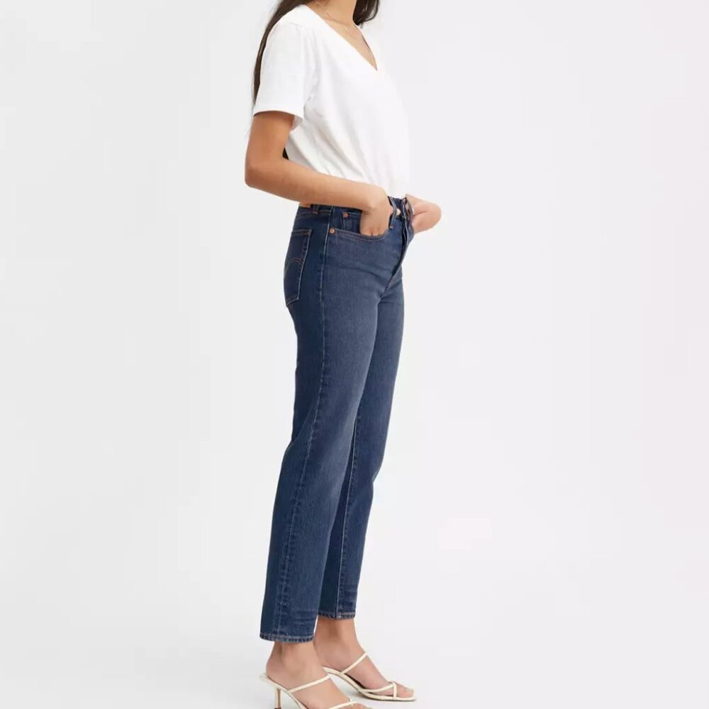 LEVI'S PREMIUM Wedgie Fit High Rise Tapered Leg Jeans Dark Blue Sz 28 NWT